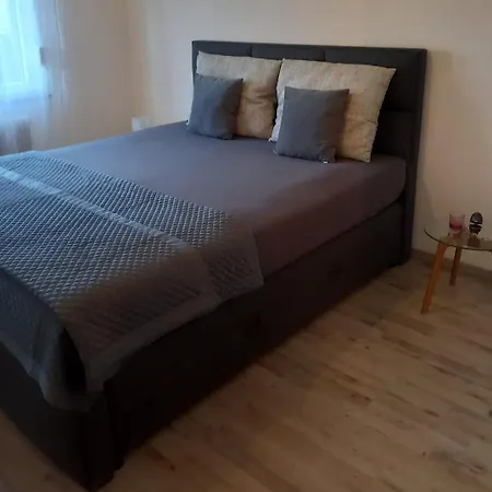 Ganze Wohnung Am Borussia Park In Moenchengladbach *