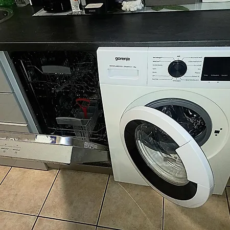 58 Qm Am Borussia Park In Mg-rheydt شقة